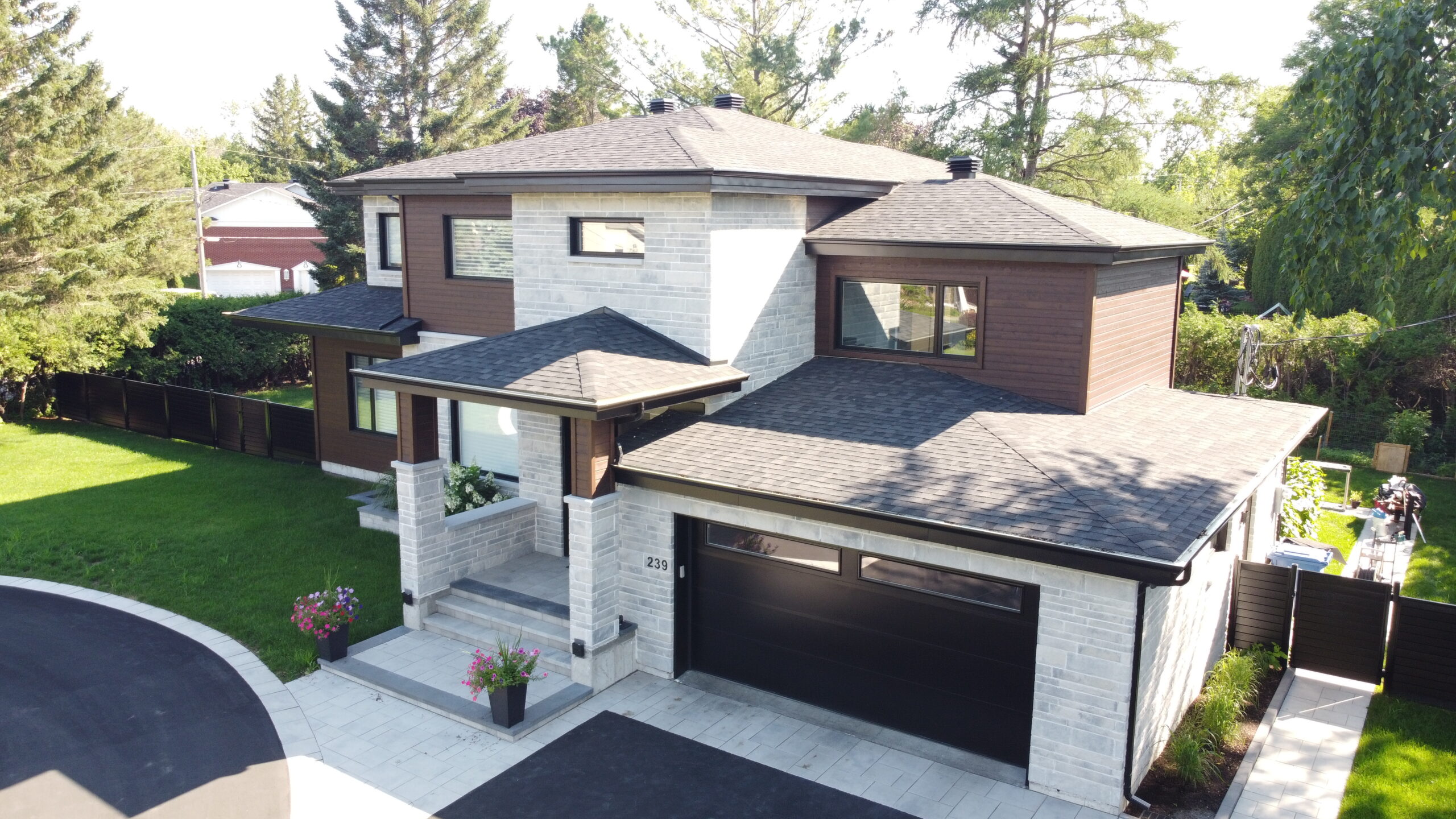 Custom House: Design & Build
Turn Key project